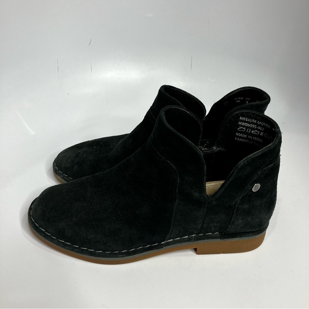 Hush Puppies black suede ankle boots size 7